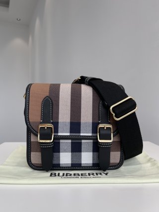 Burberry Burberry