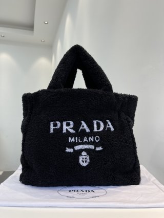 Prada Prada