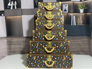 Draw-bar box Draw-bar box