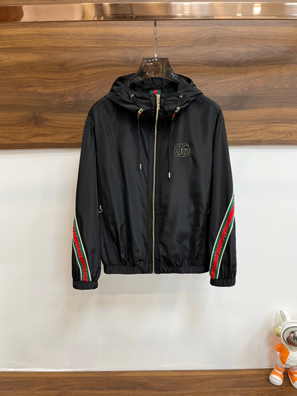 Hoodies & Sweatshirts Hoodies & Sweatshirts