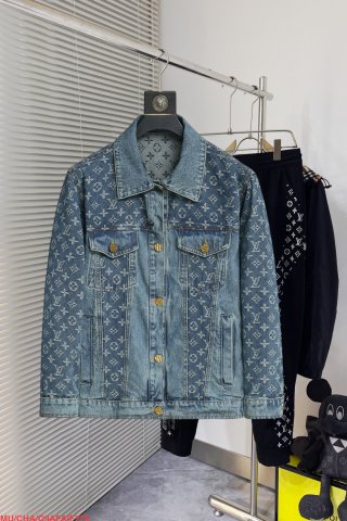 Coats & Jackets Coats & Jackets