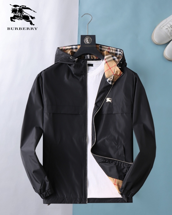 Hoodies & Sweatshirts