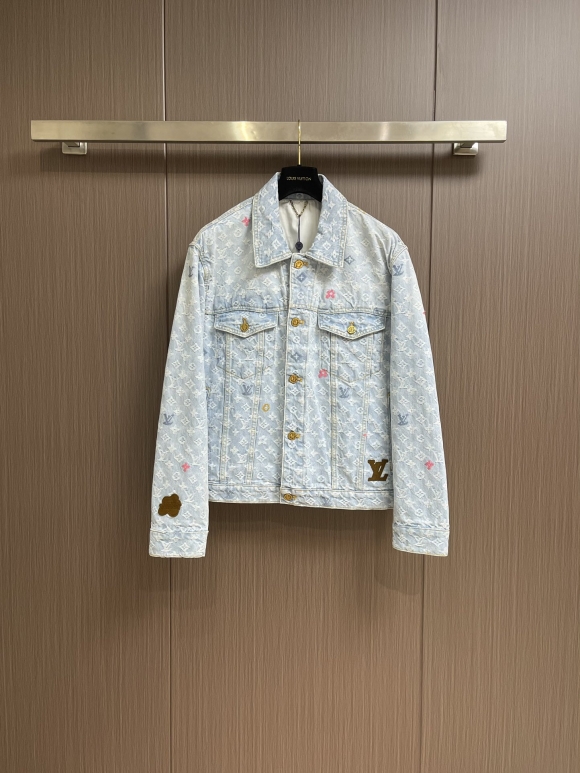 Coats & Jackets Coats & Jackets