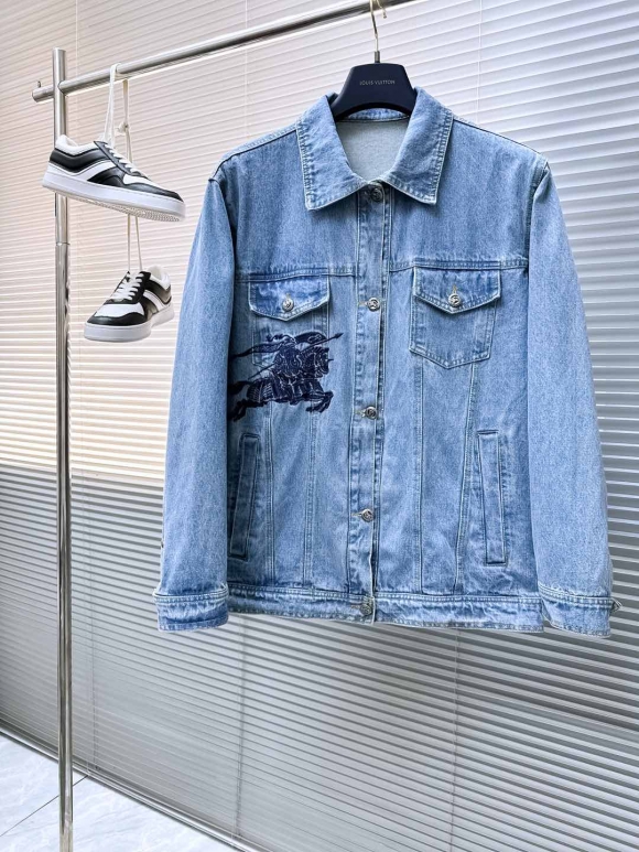 Coats & Jackets Coats & Jackets