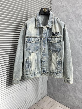 Coats & Jackets Coats & Jackets