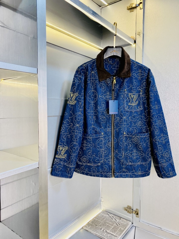 Coats & Jackets Coats & Jackets