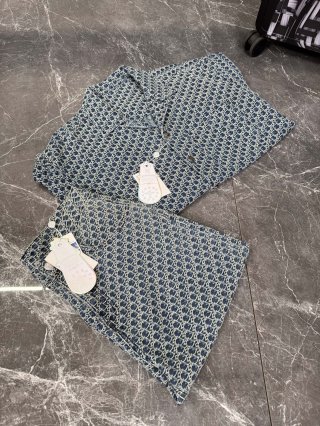 Coats & Jackets Coats & Jackets