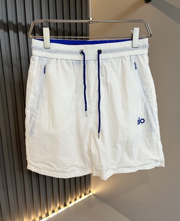 Hoodies & Sweatshirts Hoodies & Sweatshirts