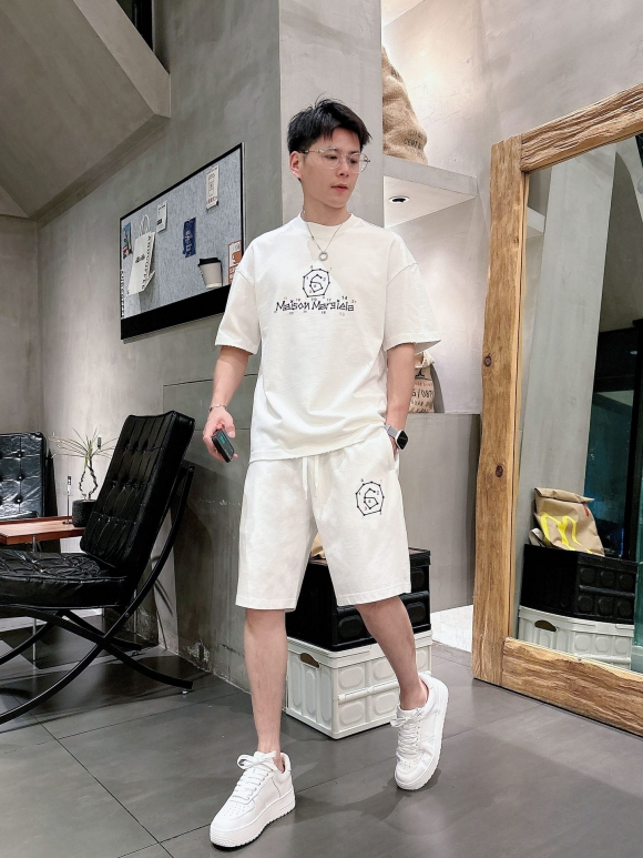 Leisure suit Leisure suit