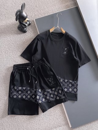 Leisure suit Leisure suit