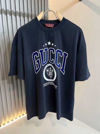 Leisure suit Leisure suit