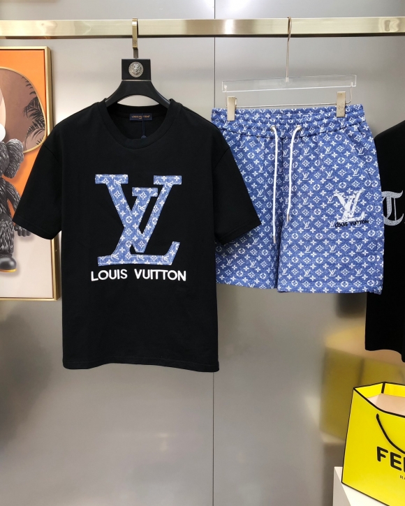 Leisure suit Leisure suit