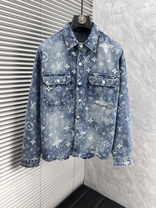 Coats & Jackets Coats & Jackets