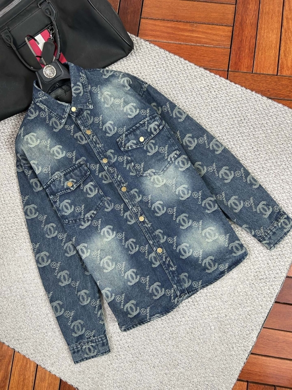 Coats & Jackets Coats & Jackets