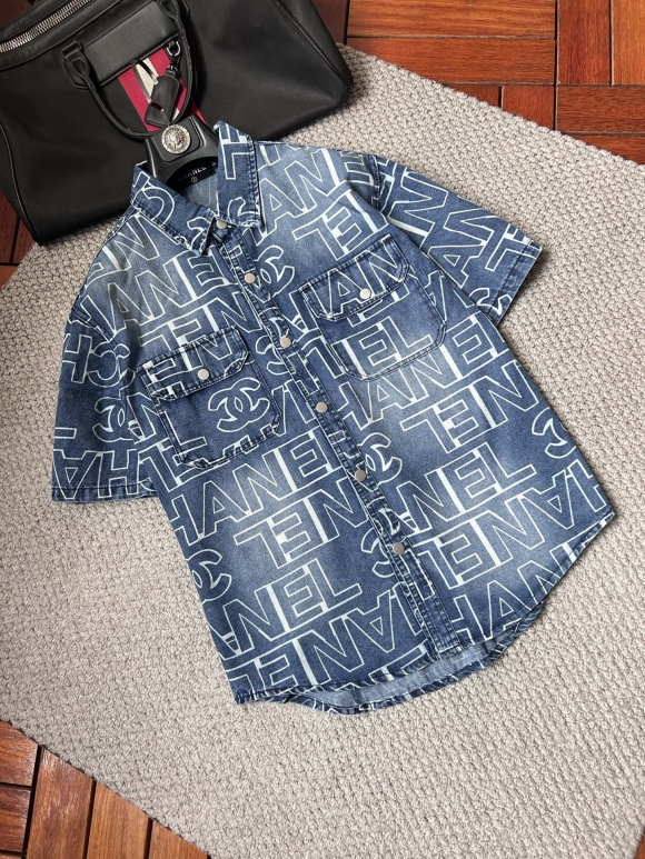 Coats & Jackets Coats & Jackets