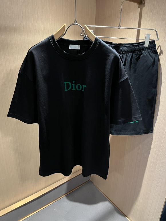 Leisure suit Leisure suit