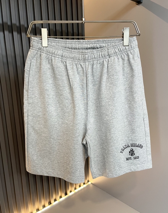 Leisure suit Leisure suit