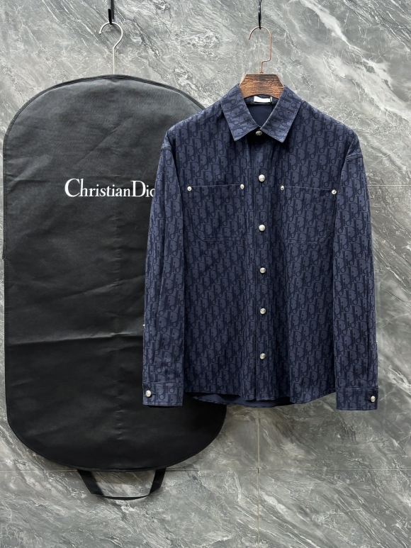 Coats & Jackets Coats & Jackets