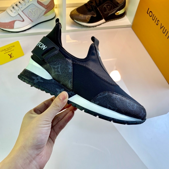 LVShoes