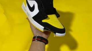 AirJordan1MidSHOES