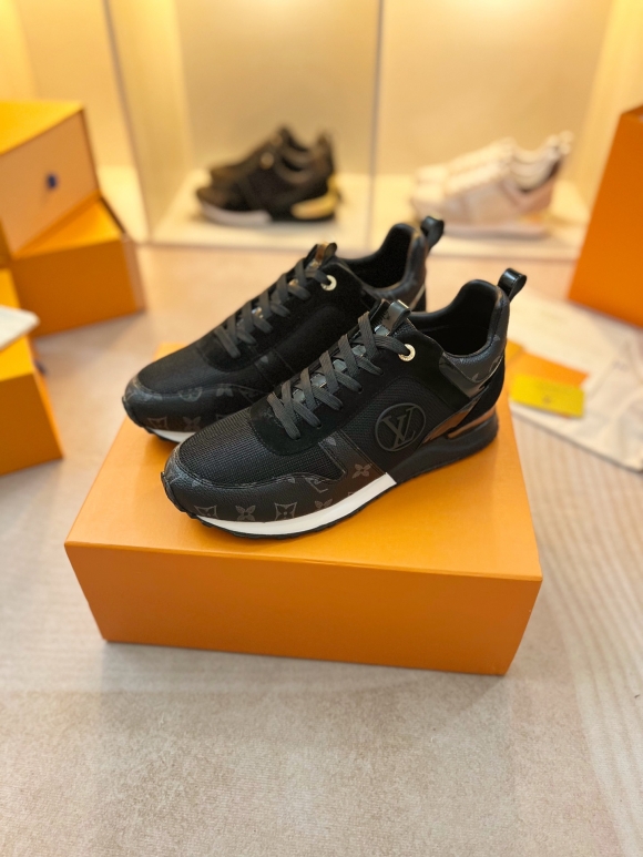 LVShoes