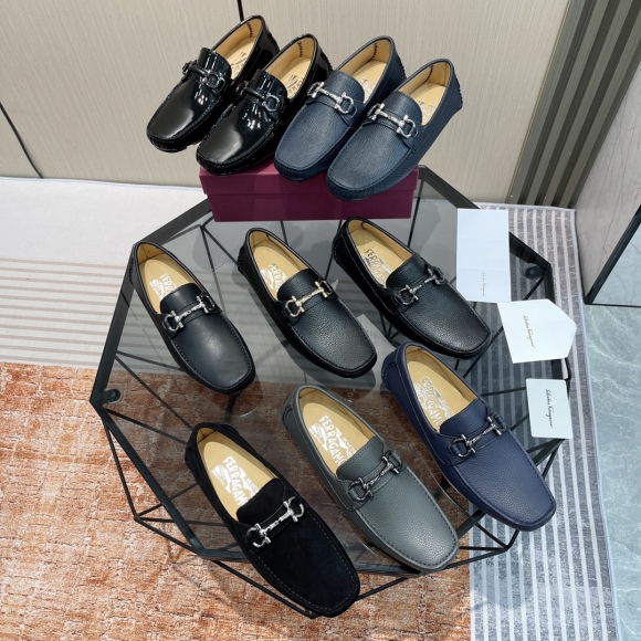 FerragamoSHOES