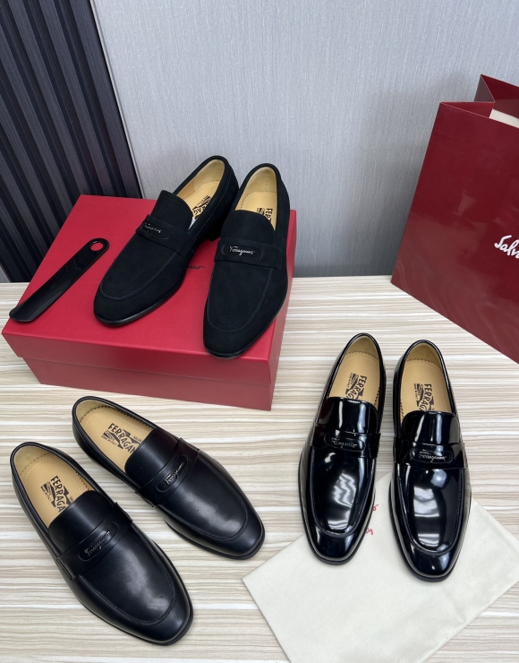 FerragamoSHOES