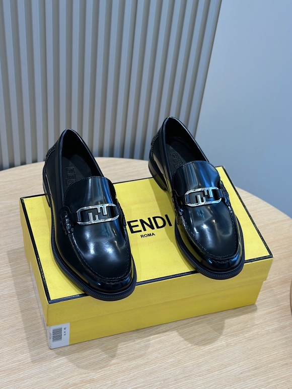 FendiSHOES