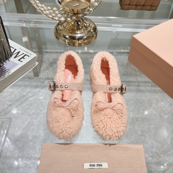 Womens shoes collection Womens shoes collection