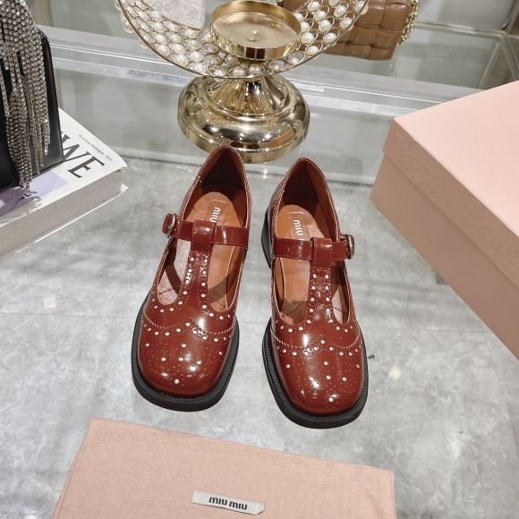 Womens shoes collection Womens shoes collection