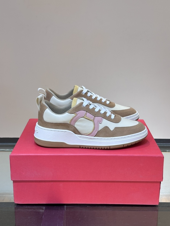 FerragamoSHOES