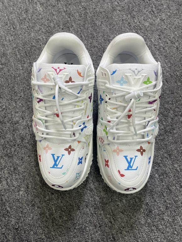 LVShoes