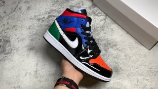 AirJordan1MidSHOES