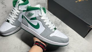 AirJordan1MidSHOES