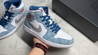 AirJordan1MidSHOES