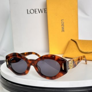 Loewe-5