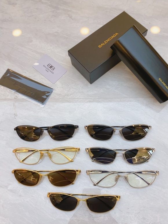 Balenciaga-5