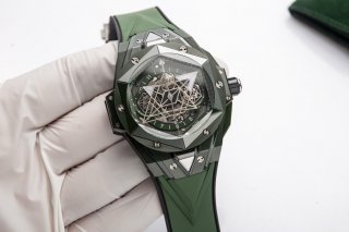 Hublot Hublot