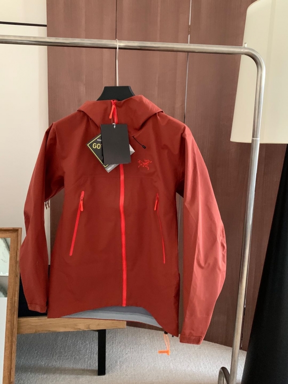 Coats & Jackets Coats & Jackets