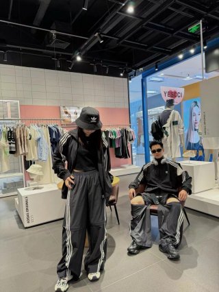 Coats & Jackets Coats & Jackets