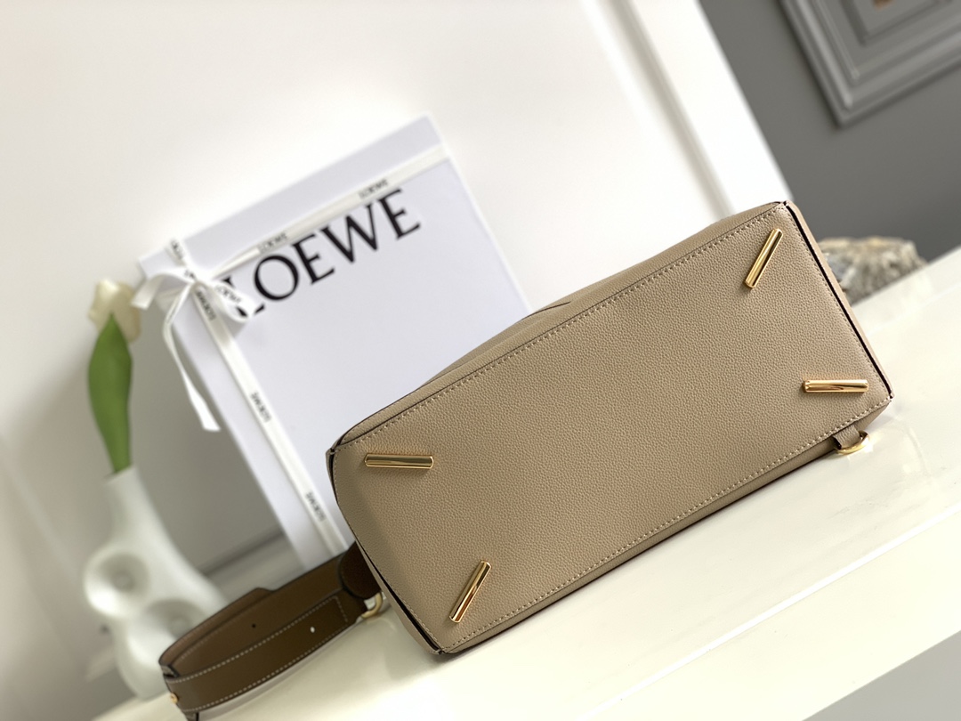 Loewe
