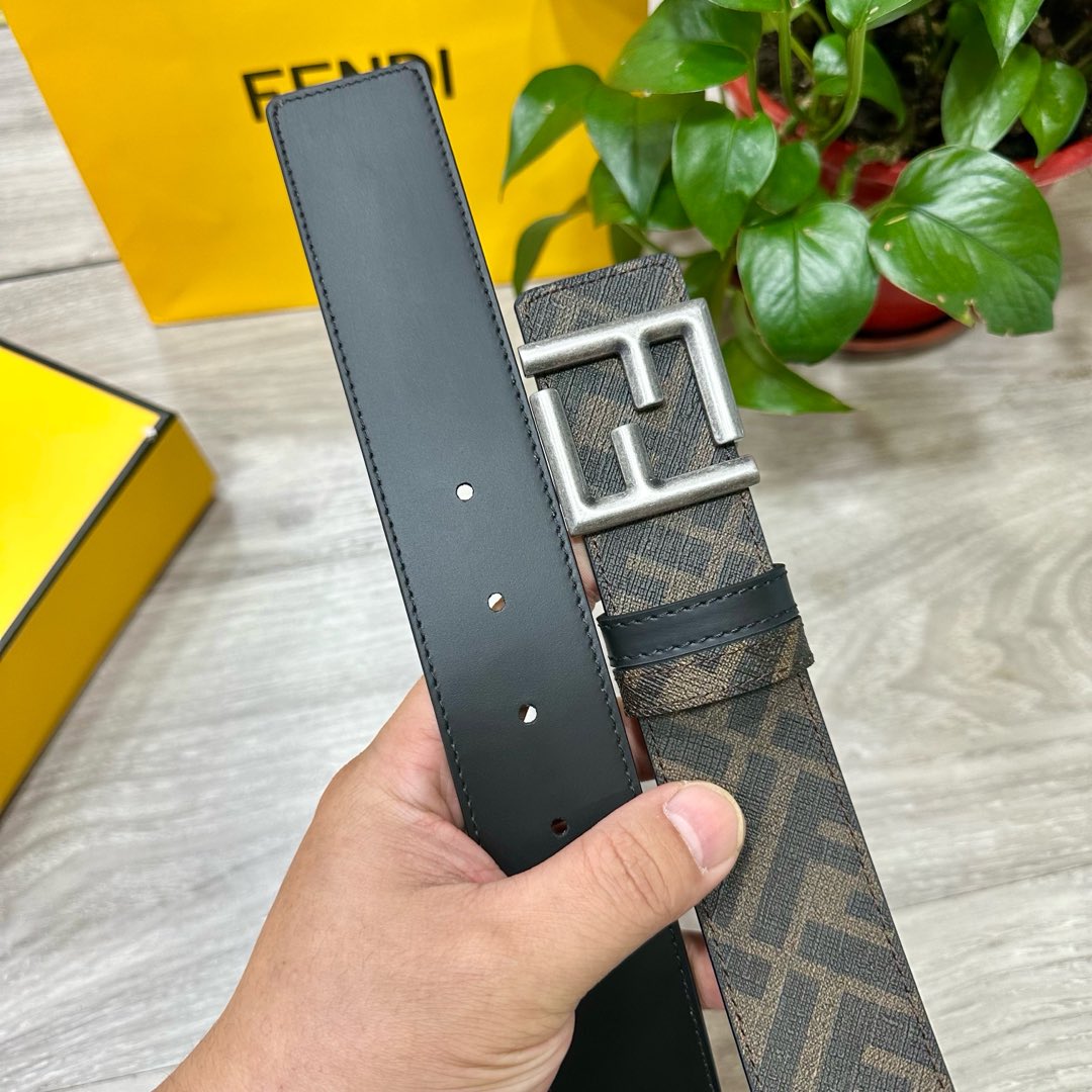 Fendi-Belts