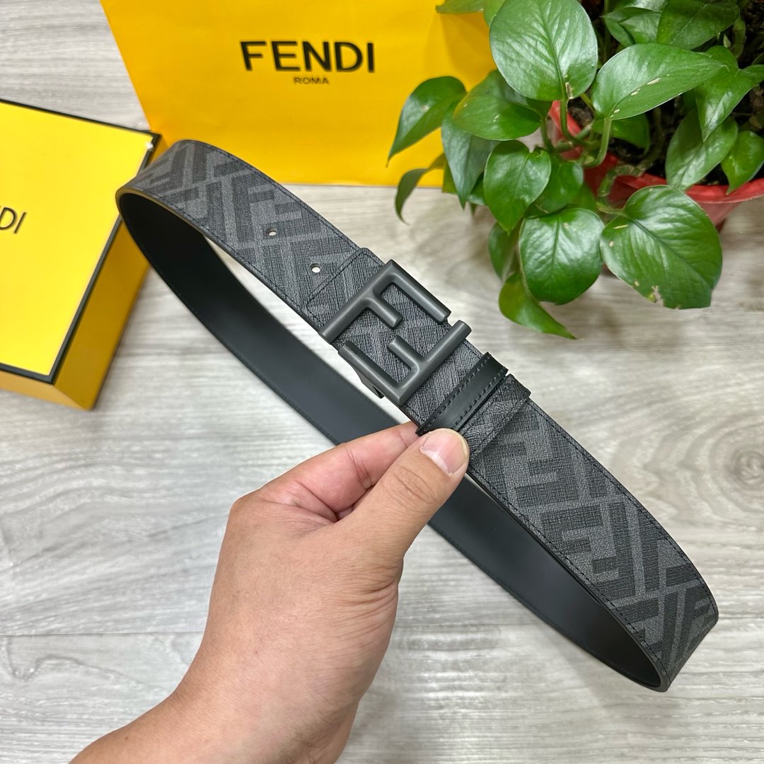 Fendi-Belts