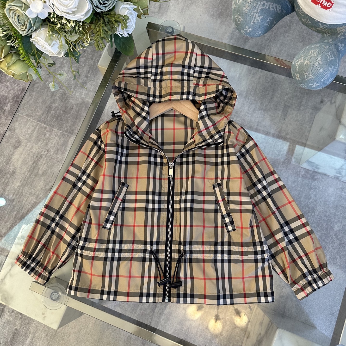 Coats & Jackets C