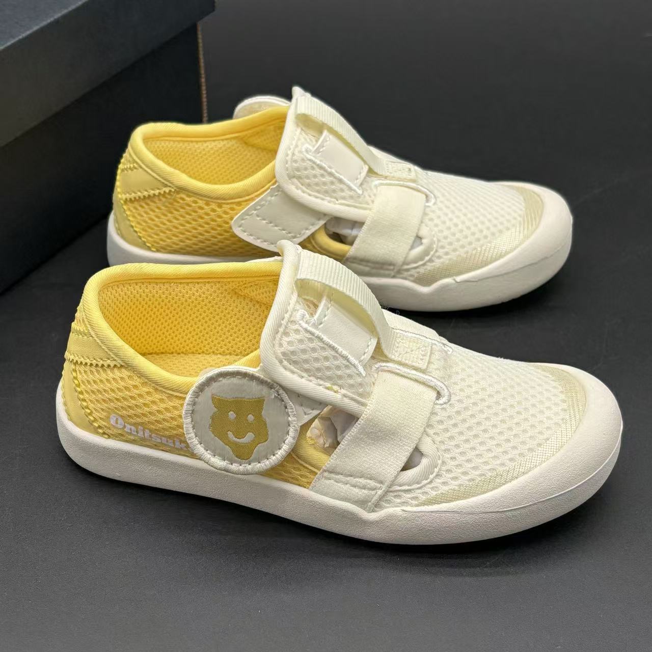 kids shoes