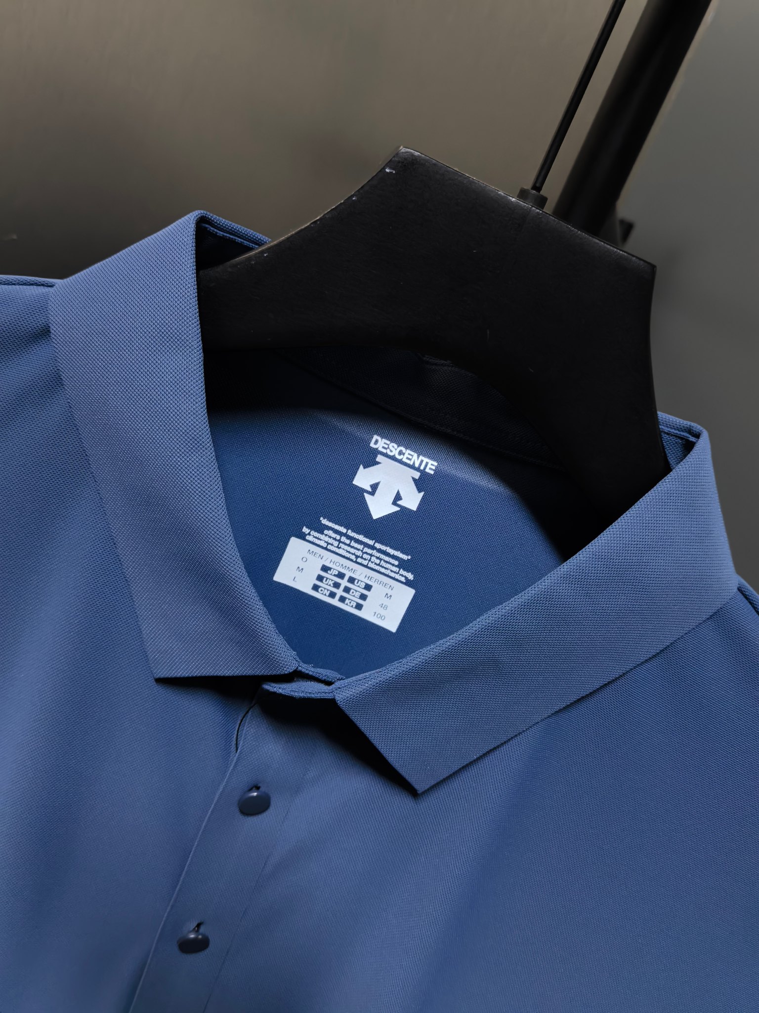 Polos