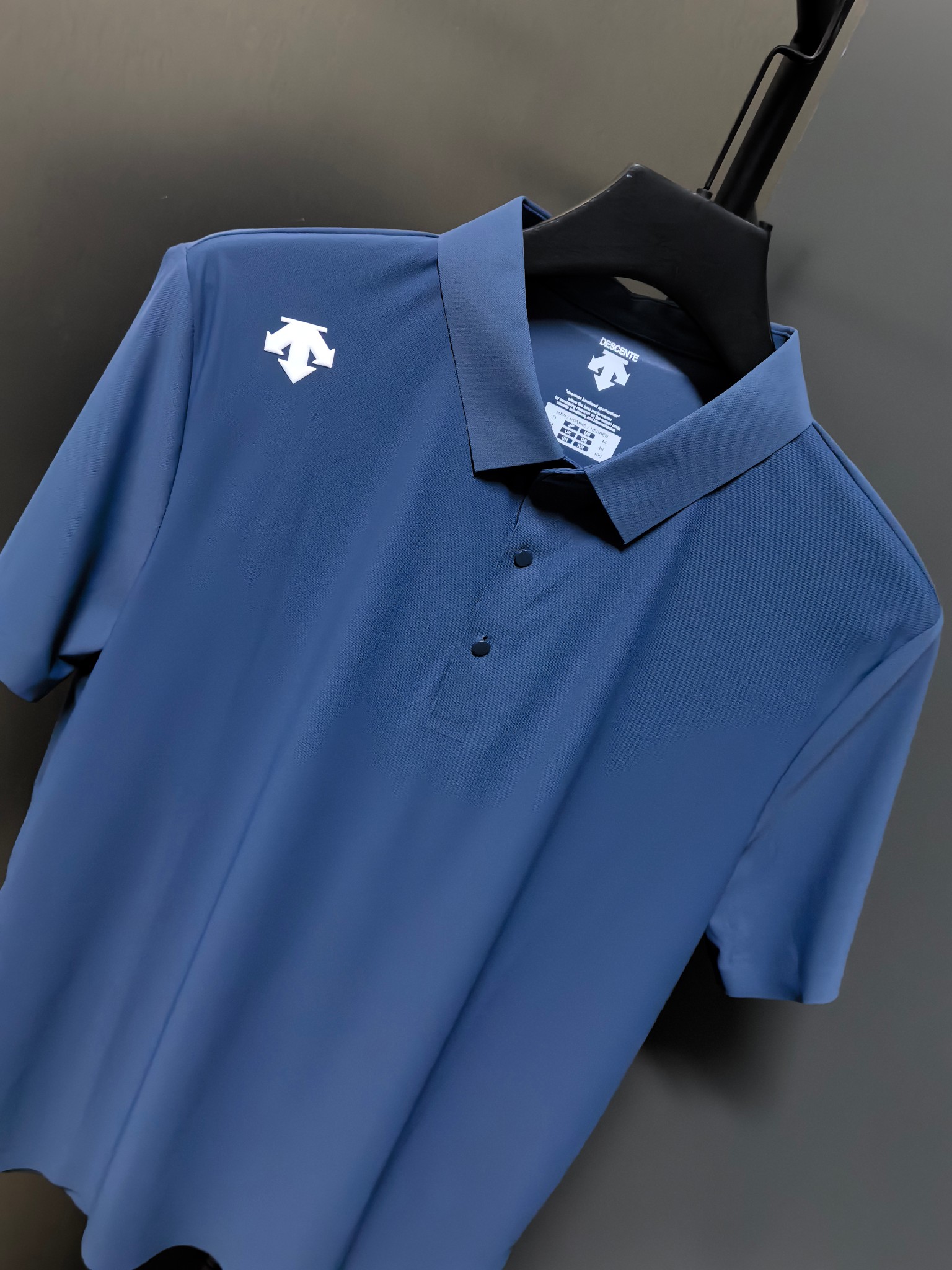 Polos
