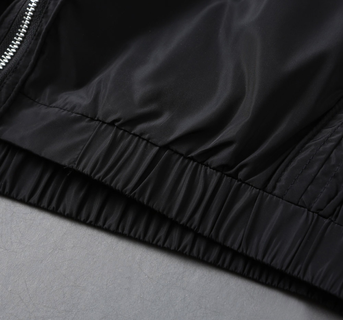 Hoodies & Sweatshirts