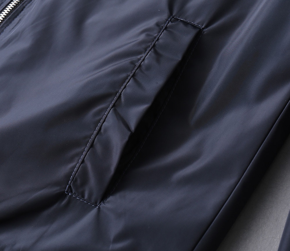 Hoodies & Sweatshirts