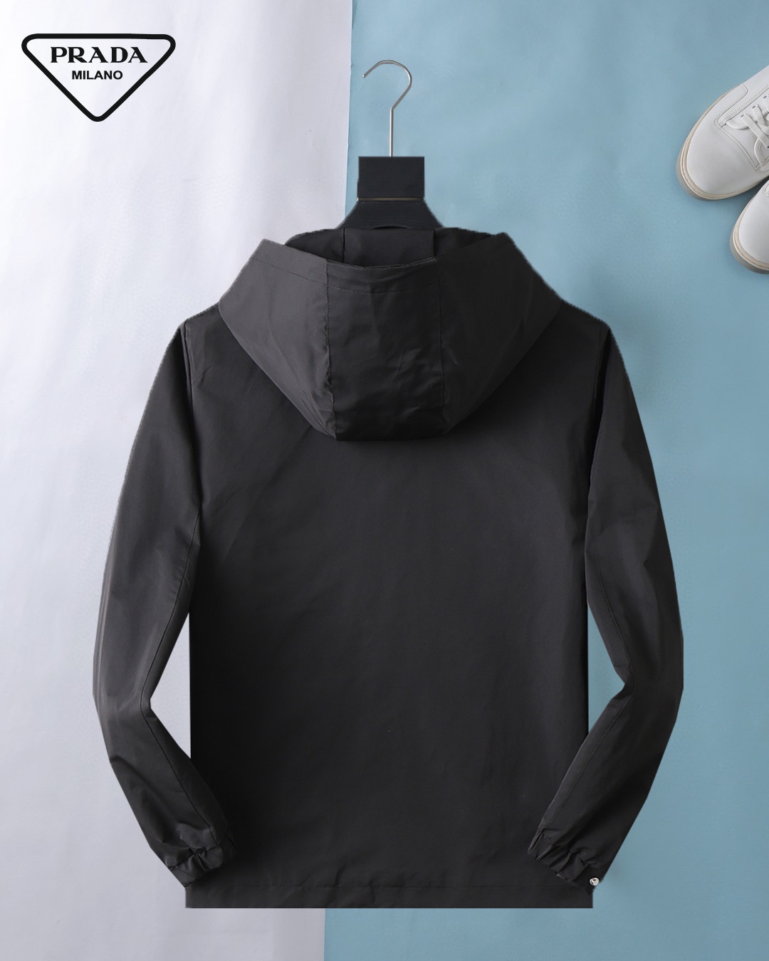 Hoodies & Sweatshirts